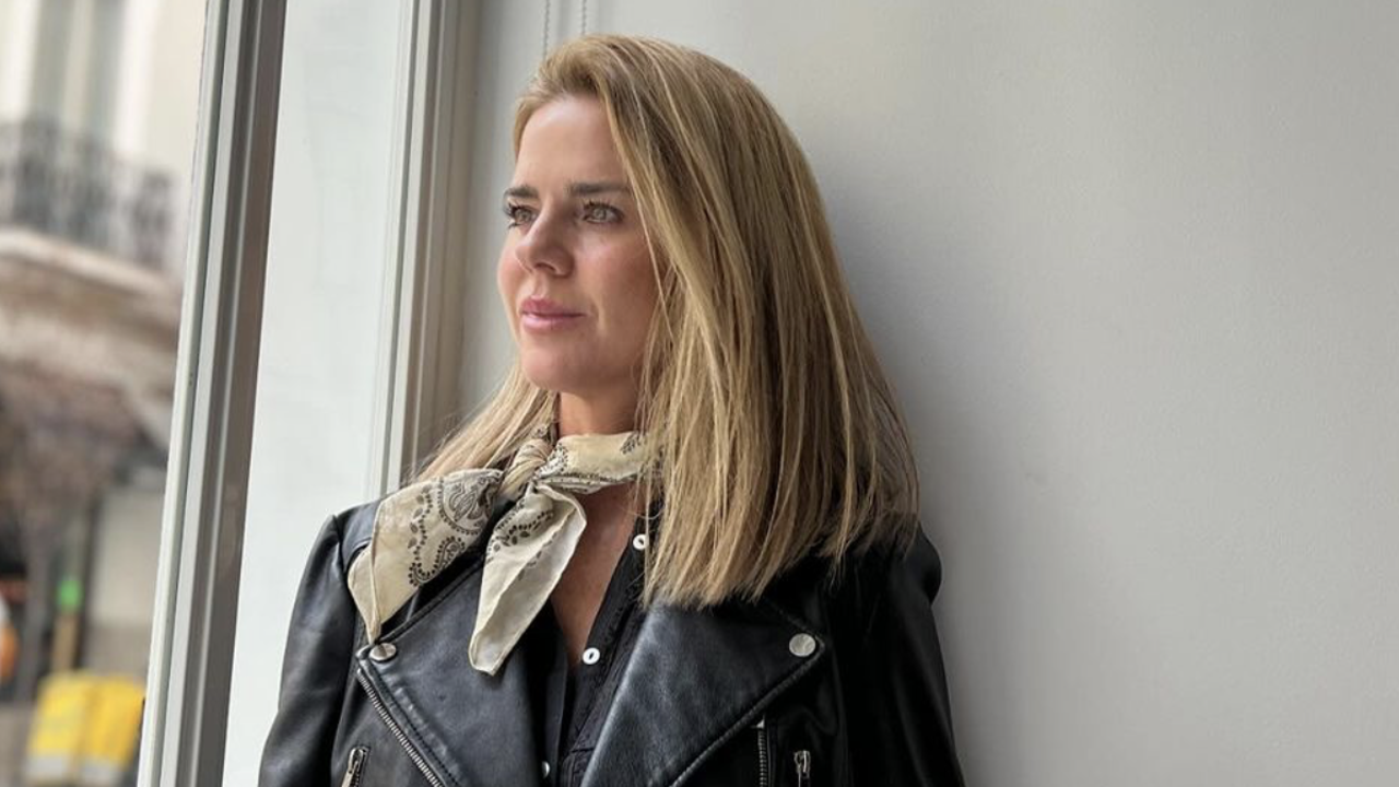 Amelia Bono luce su vestido más motero hasta la fecha