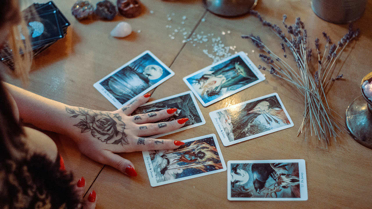¿Cuáles la historia del Tarot? De dónde viene y su origen misterioso